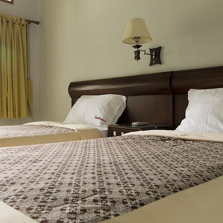 Reddoorz @ Setrasari Hotel Bandung Room photo