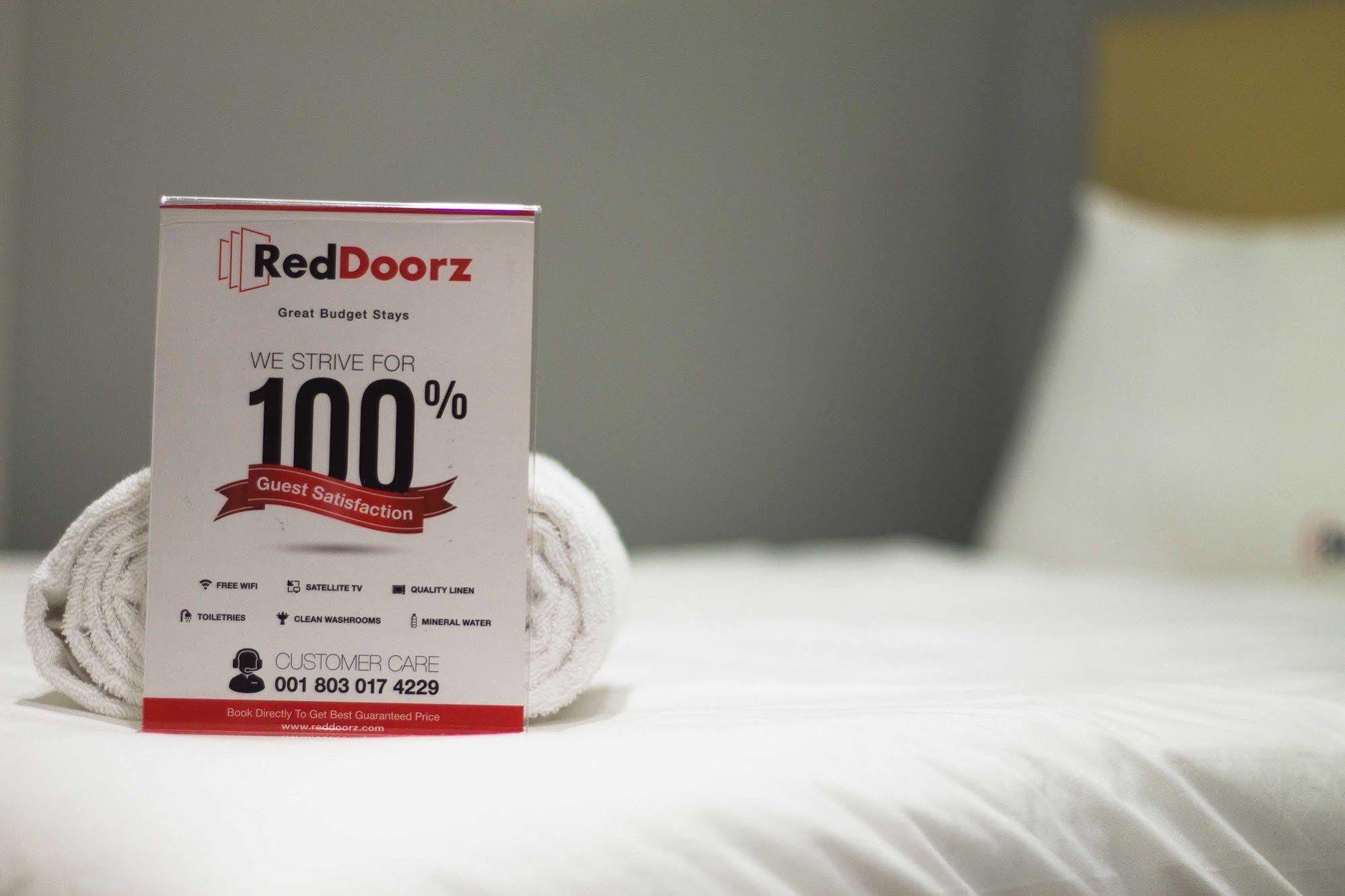 Reddoorz @ Setrasari Hotel Bandung Exterior photo